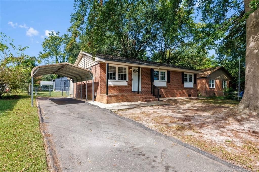 1084 Rulnick Street Property Photo 1