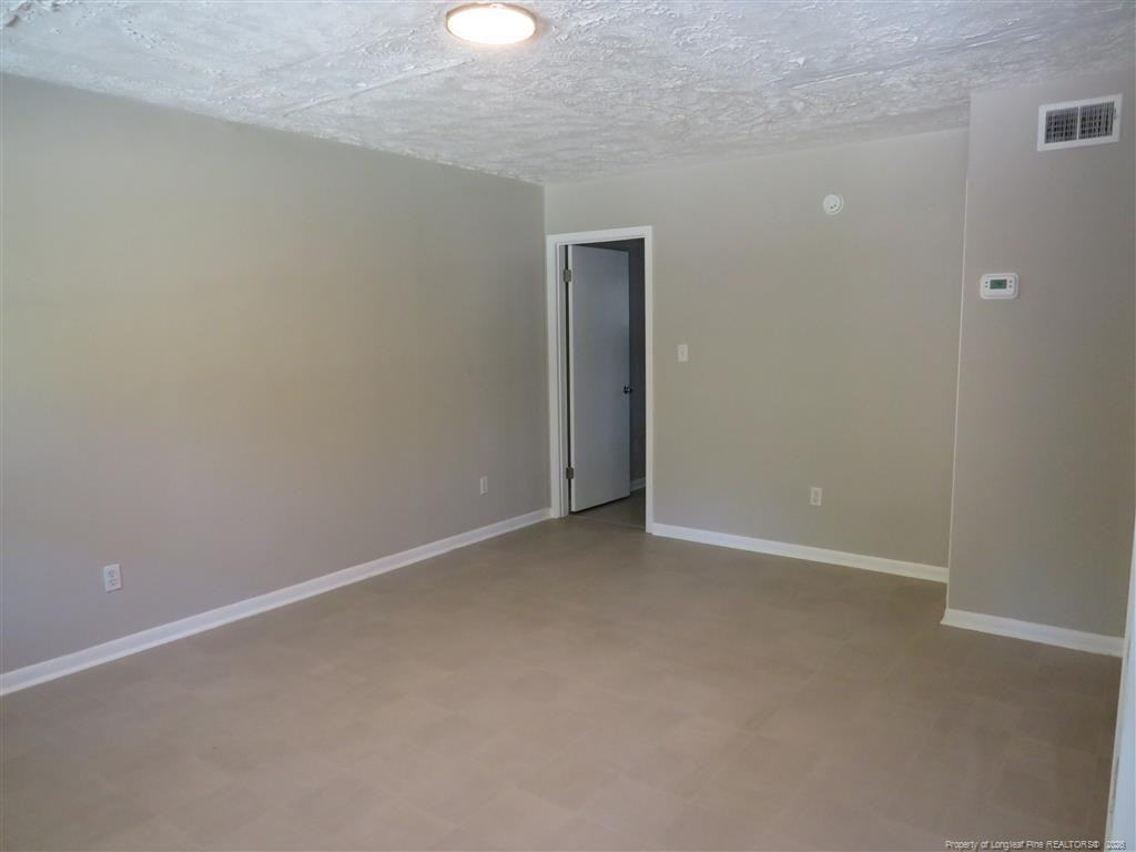 210-23 Colonial Drive Property Photo 2