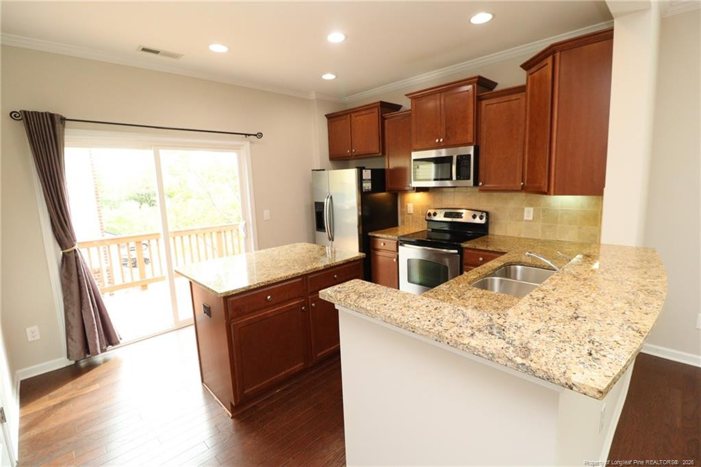 5045 Lalex Lane Property Photo 8