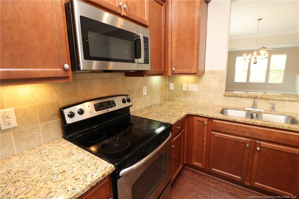 5045 Lalex Lane Property Photo 11