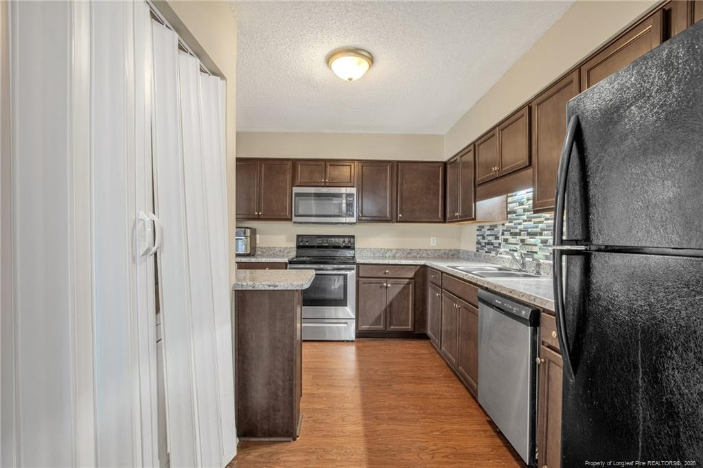 555 Winding Creek Road C Property Photo 11