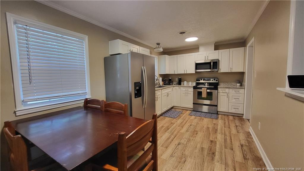 102 W Mcleod Street Property Photo 8