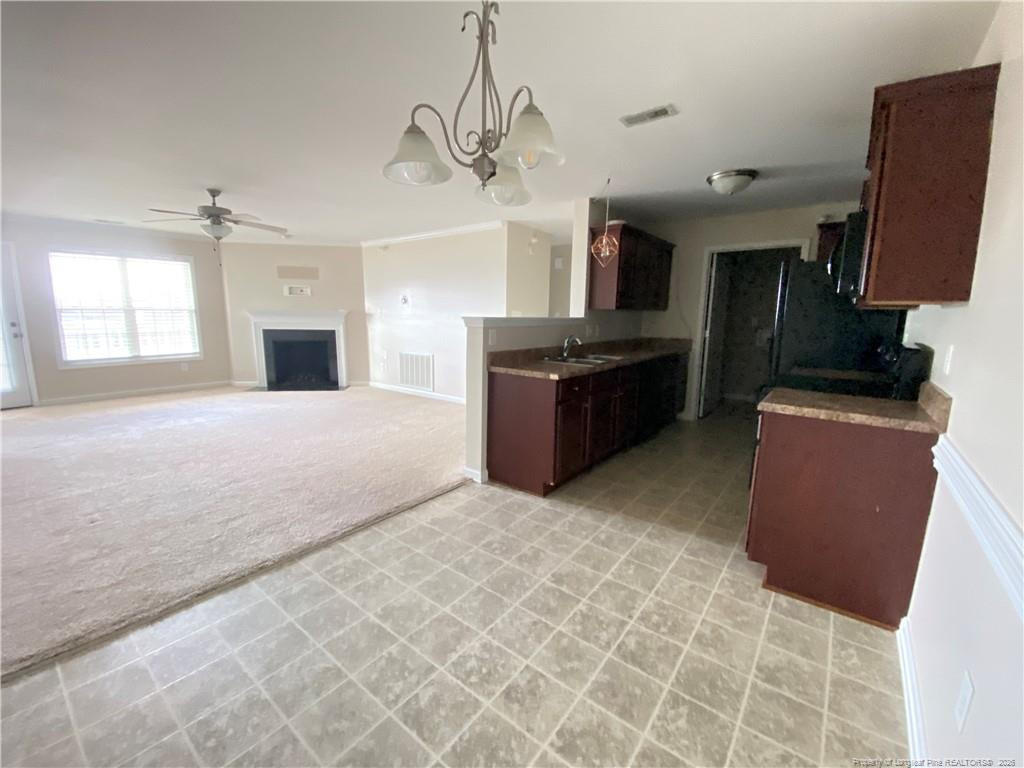 1305 Kershaw Loop 219 Property Photo 4