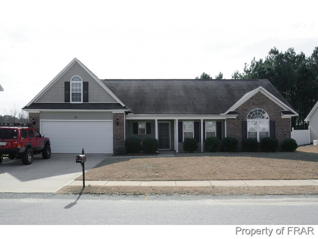 795 Fairfield Circle Property Photo 1