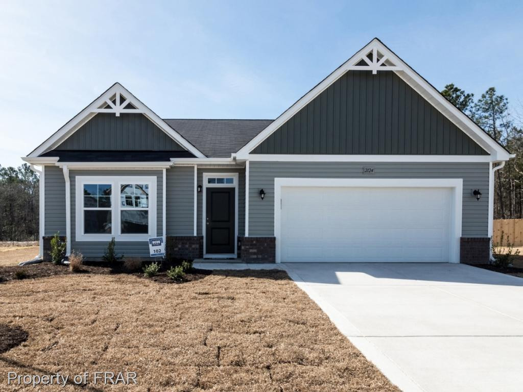 2124 Courtland Drive Property Photo 1