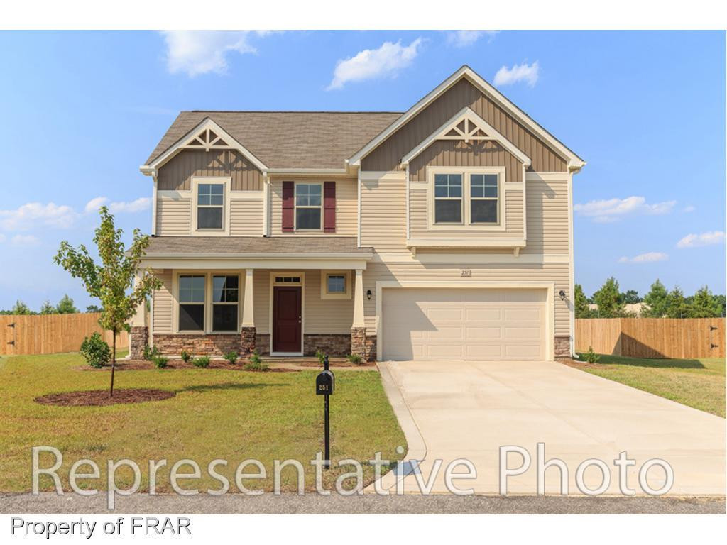 3052 Kilchatattan Drive N Property Photo 1