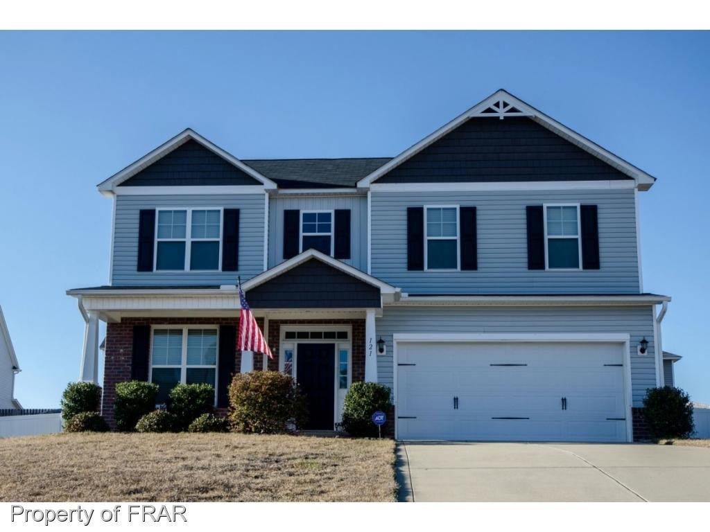 121 Colonist Place Property Photo 1