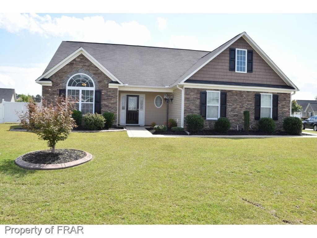 427 Collinwood Drive Property Photo 1
