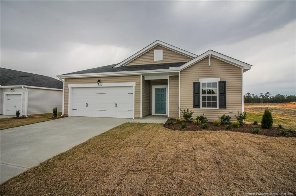 2404 Spinning Wheel Drive Property Photo 1