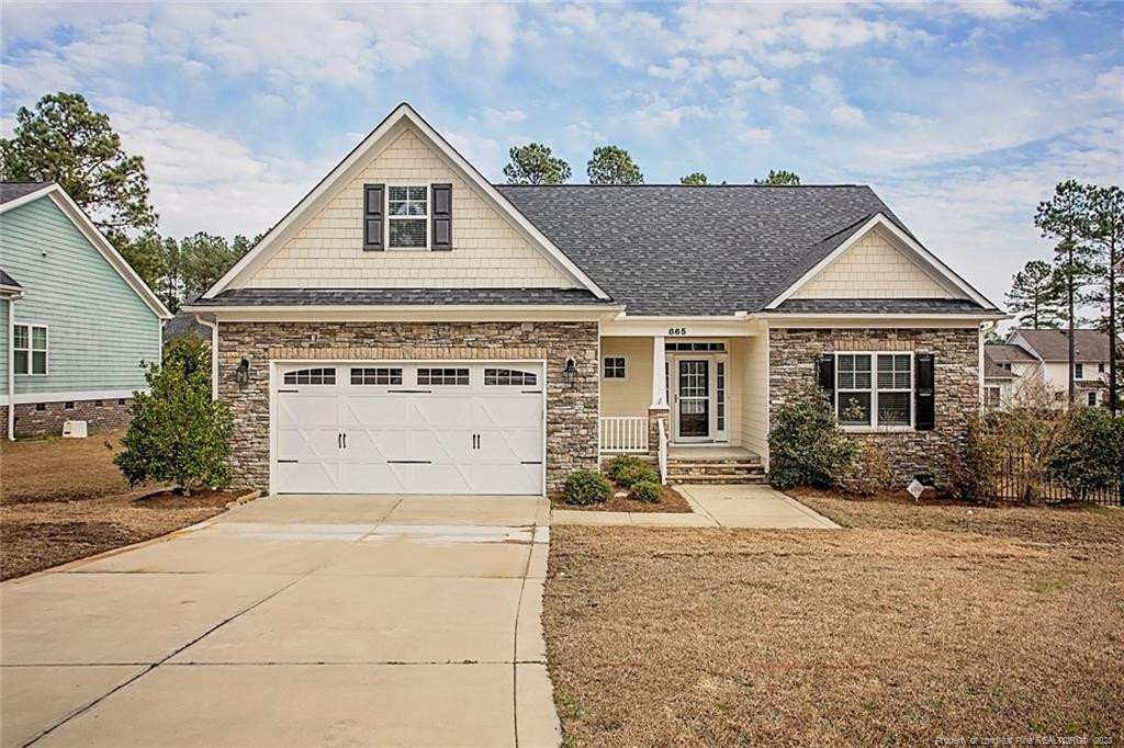 865 Whispering Pines Drive Property Photo 1