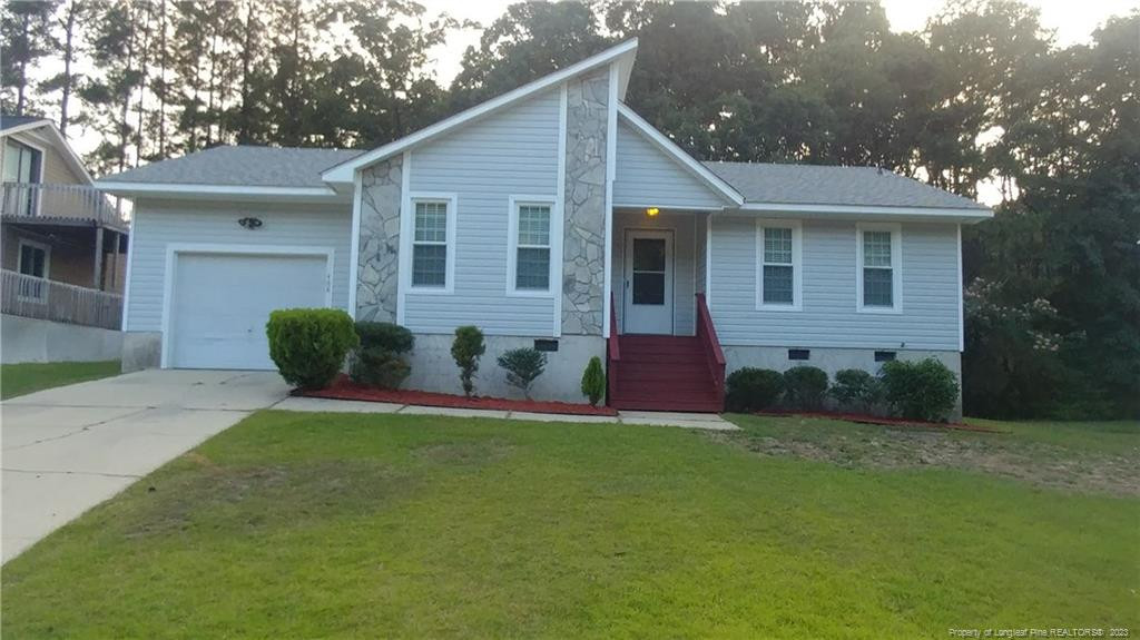 488 Oates Drive Property Photo 1