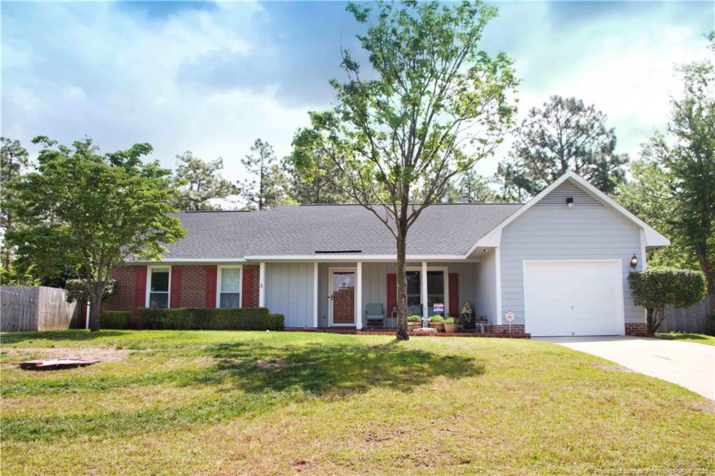 689 Daharan Drive Property Photo 1