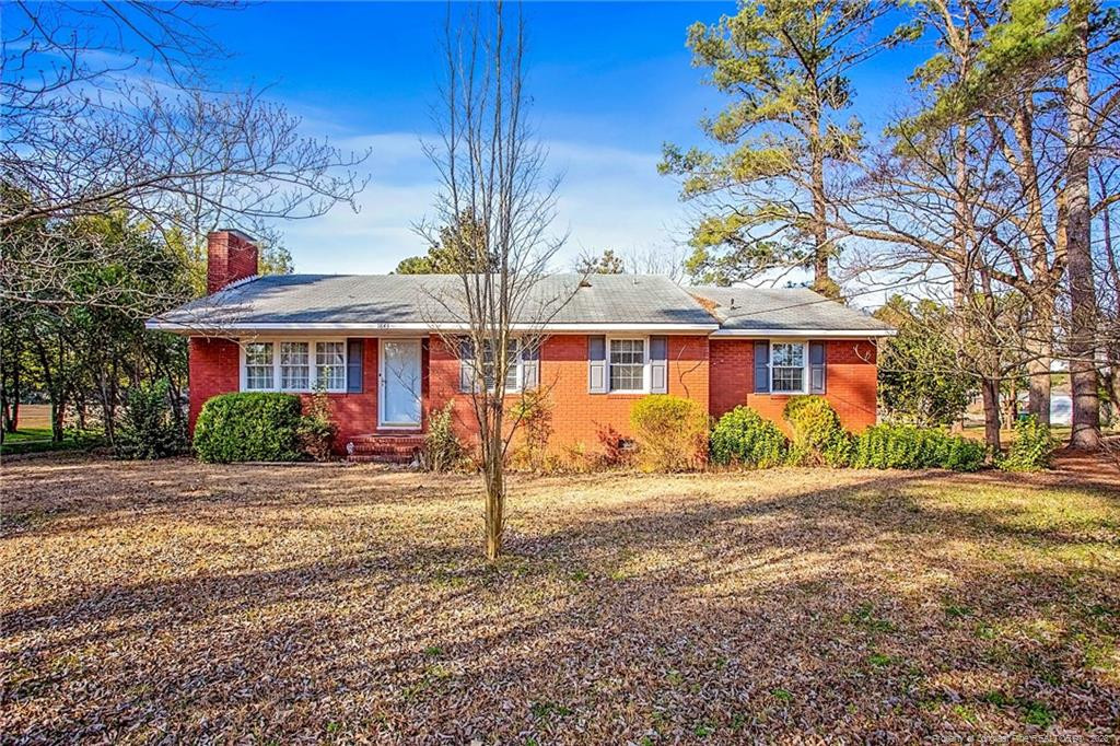 1843 Middle Road Property Photo 1