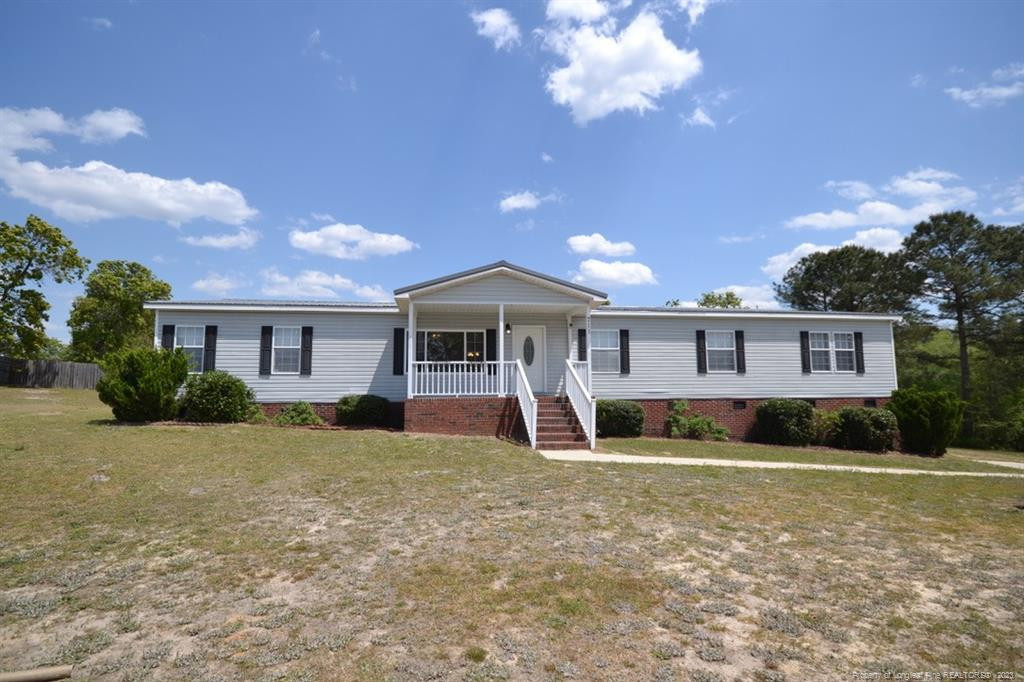 711 Pond Mill Court Property Photo 1