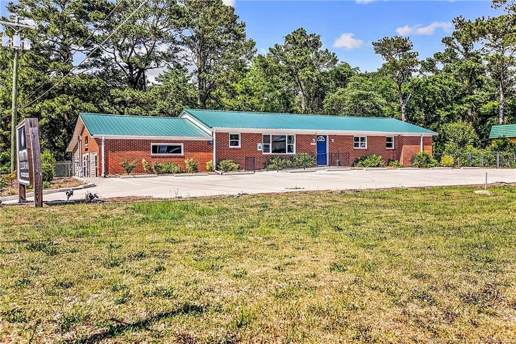 5318 Raeford Road Property Photo 2