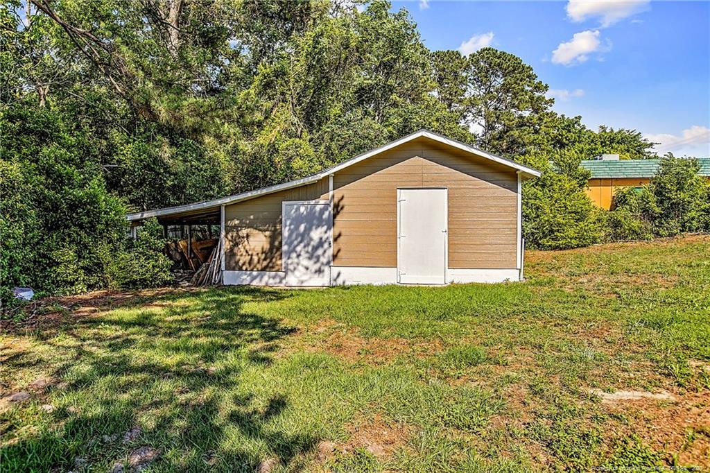 5318 Raeford Road Property Photo 11
