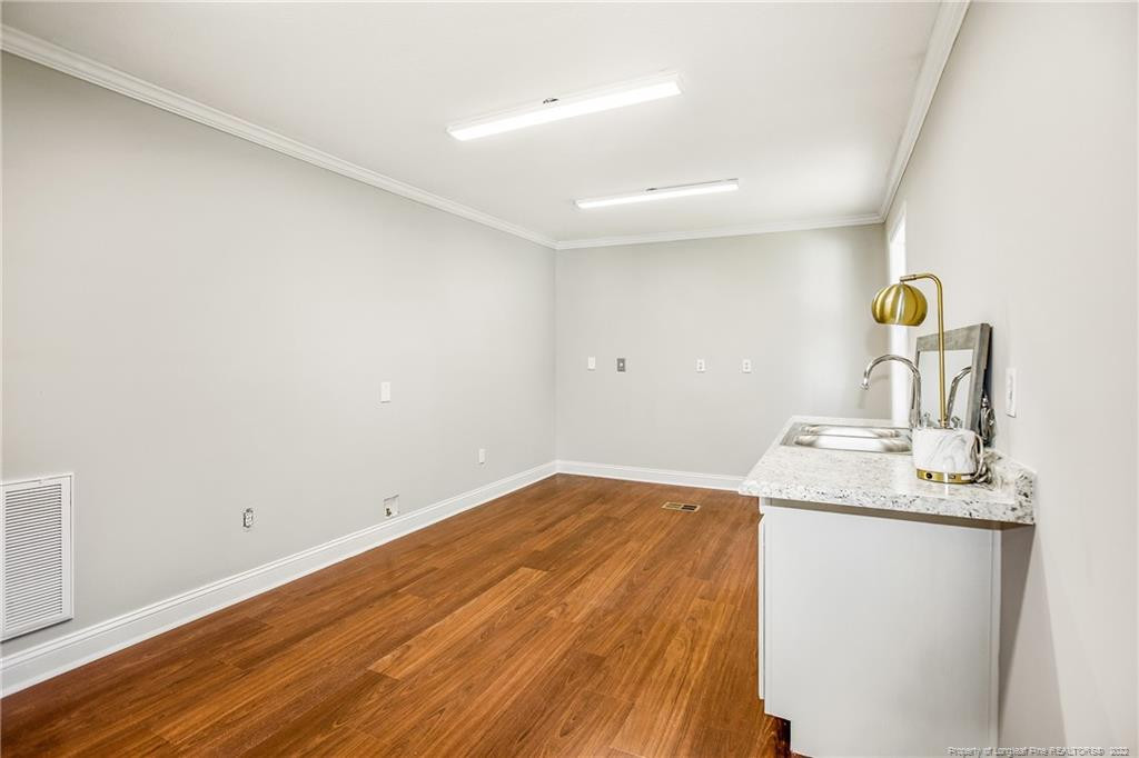 5318 Raeford Road Property Photo 24