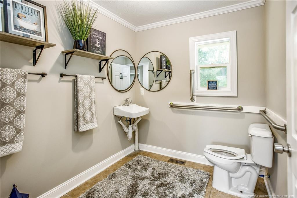 5318 Raeford Road Property Photo 29