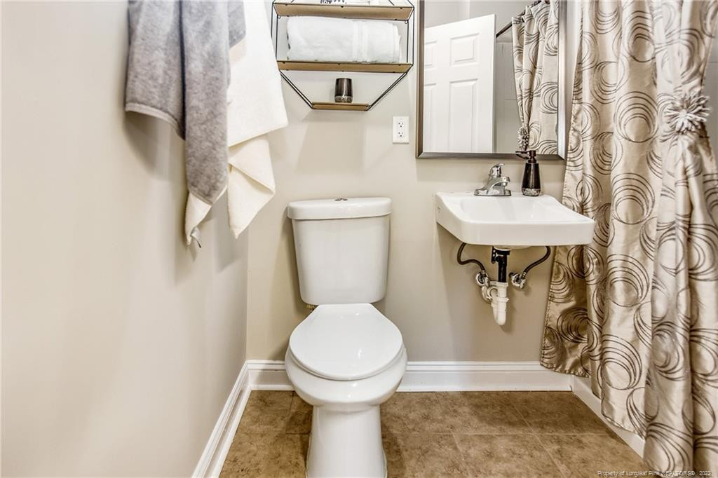 5318 Raeford Road Property Photo 31