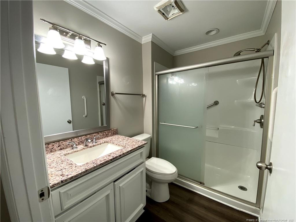 1502 Gillespie Street Property Photo 9