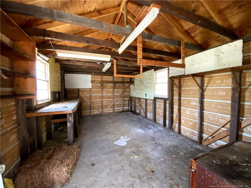 1502 Gillespie Street Property Photo 16