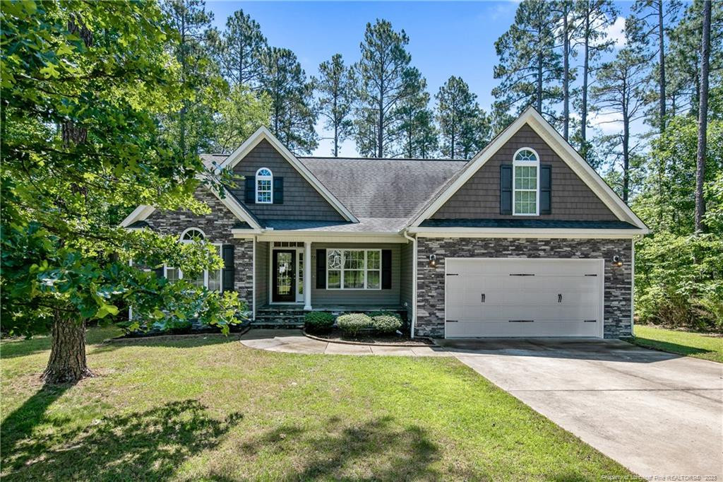 275 Maplewood Drive Property Photo 1