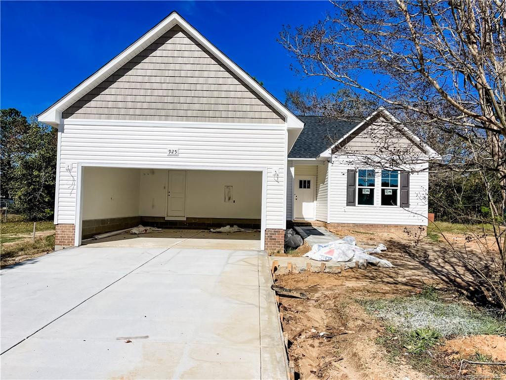 925 Locks Creek Road Property Photo 1