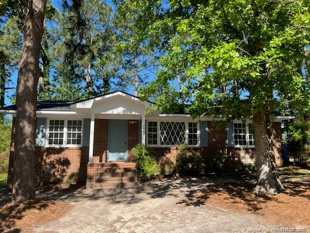 7563 Carrollburg Drive Property Photo 1