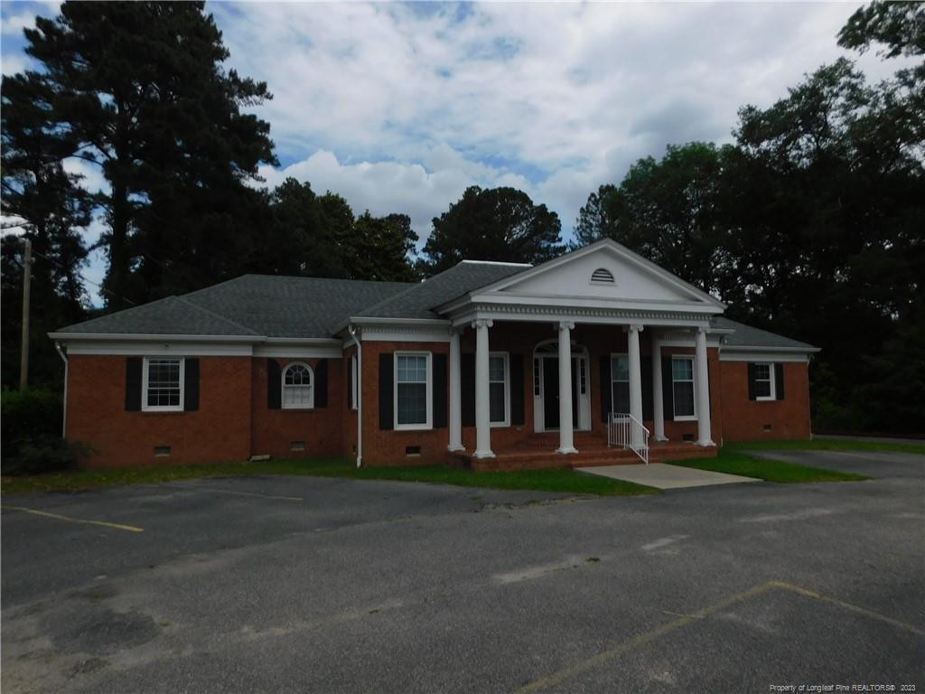 2406 N Roberts Avenue Property Photo 1