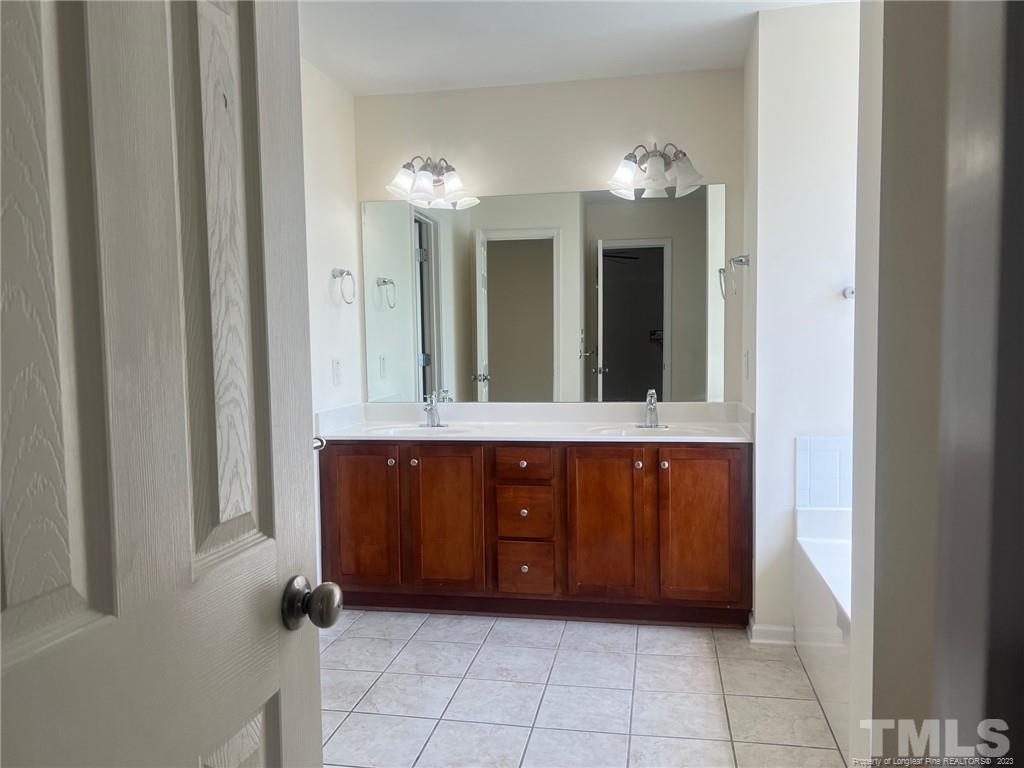5133 Trophy Court Property Photo 21