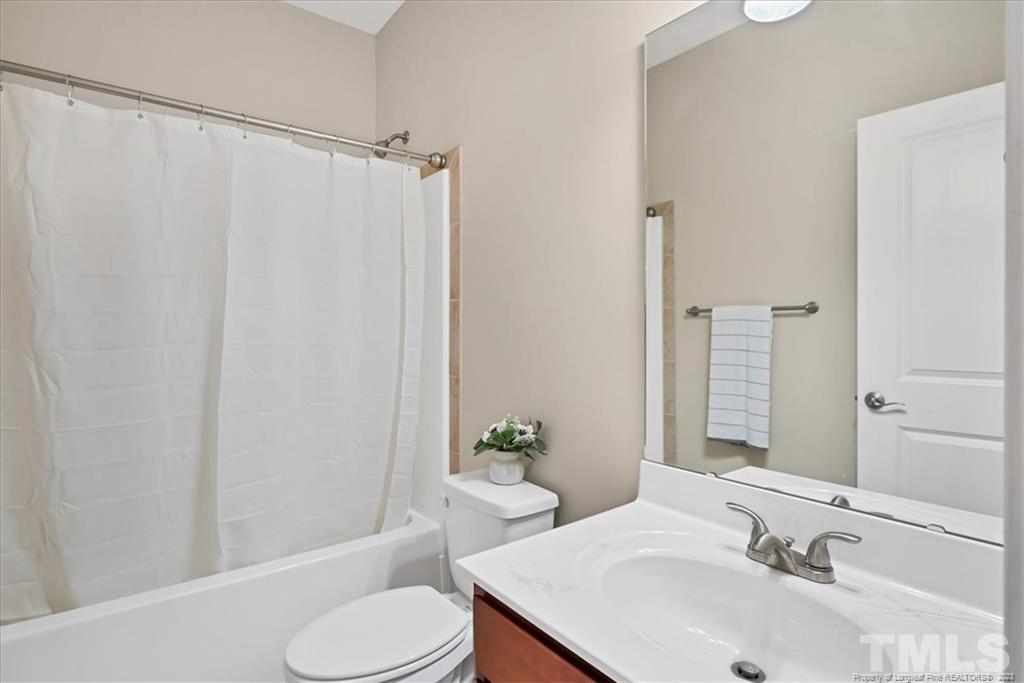 34 Barlowe Court Property Photo 33