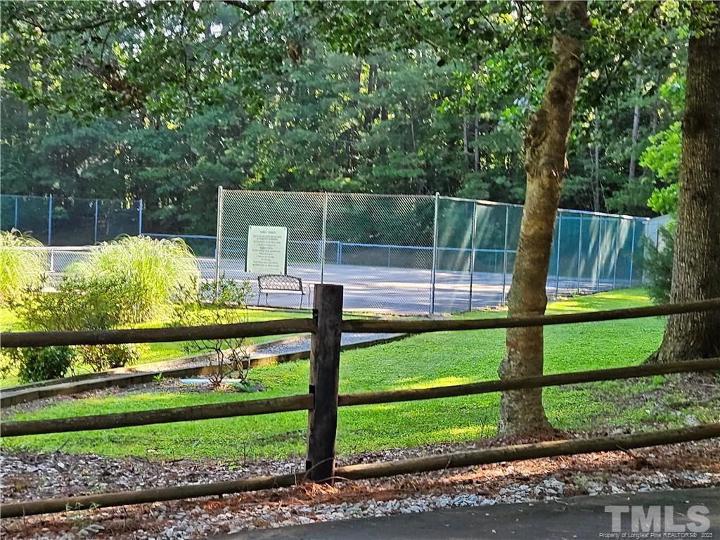 1302 Carolina Drive Property Photo 5