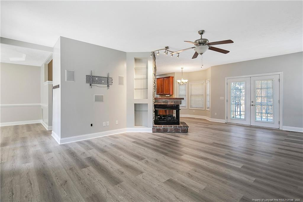 708 Maple Grove Court Property Photo 12