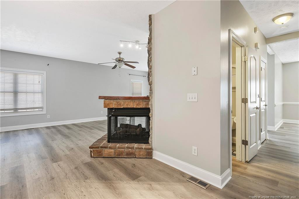 708 Maple Grove Court Property Photo 16