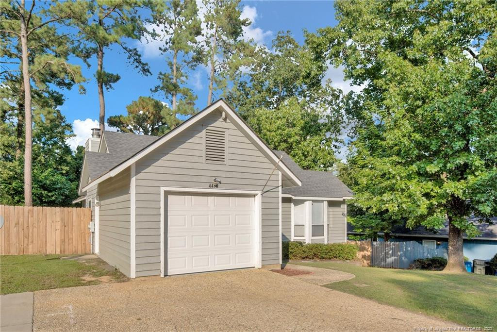4476 Kinkead Court Property Photo 2