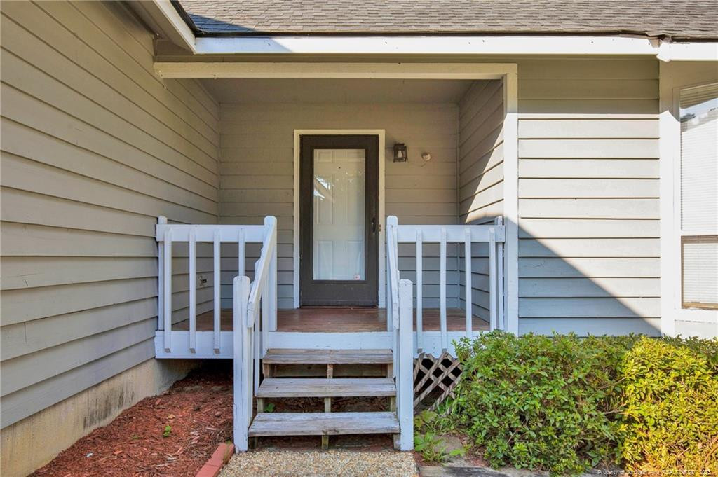 4476 Kinkead Court Property Photo 4
