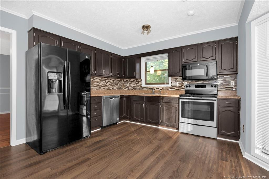 4476 Kinkead Court Property Photo 12
