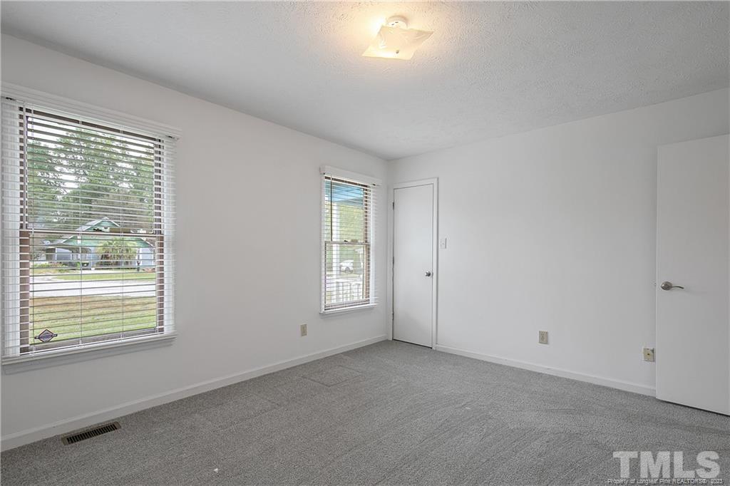112 Dundee Lane Property Photo 31