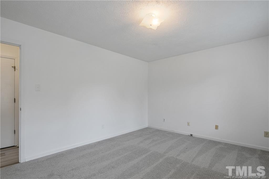 112 Dundee Lane Property Photo 33