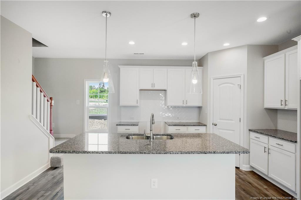 5560 Tall Timbers Drive Property Photo 16