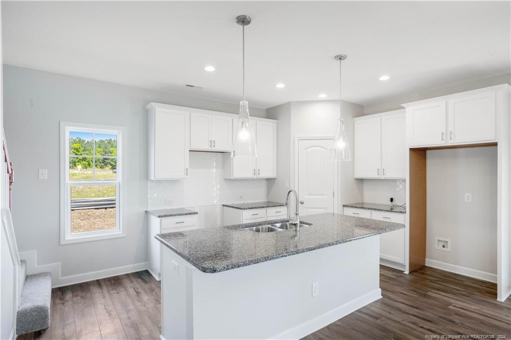 5560 Tall Timbers Drive Property Photo 17