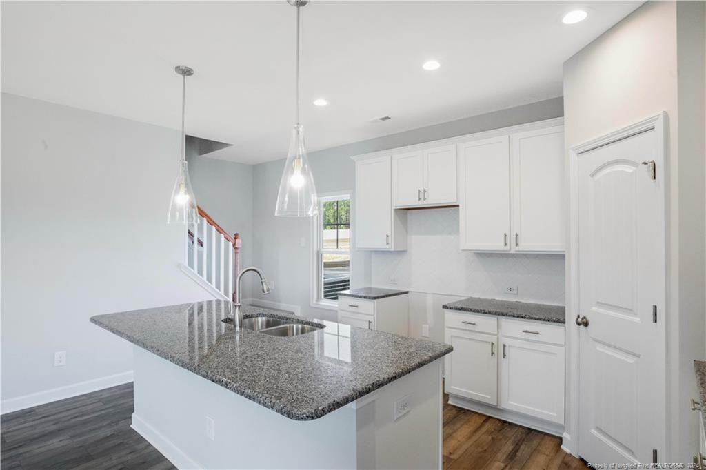 5560 Tall Timbers Drive Property Photo 18