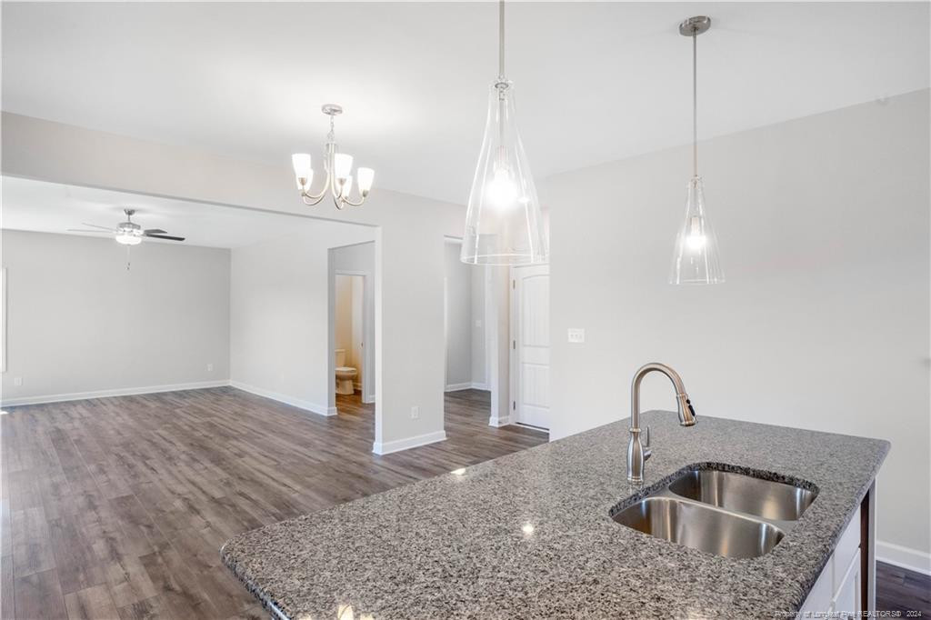 5560 Tall Timbers Drive Property Photo 19