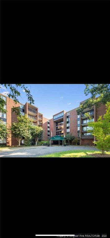 1100 Clarendon Street # 609 Property Photo 1