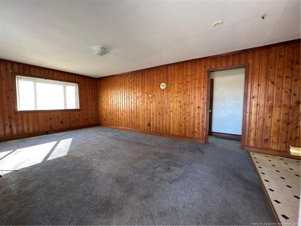 1401 N Bragg Boulevard Property Photo 3