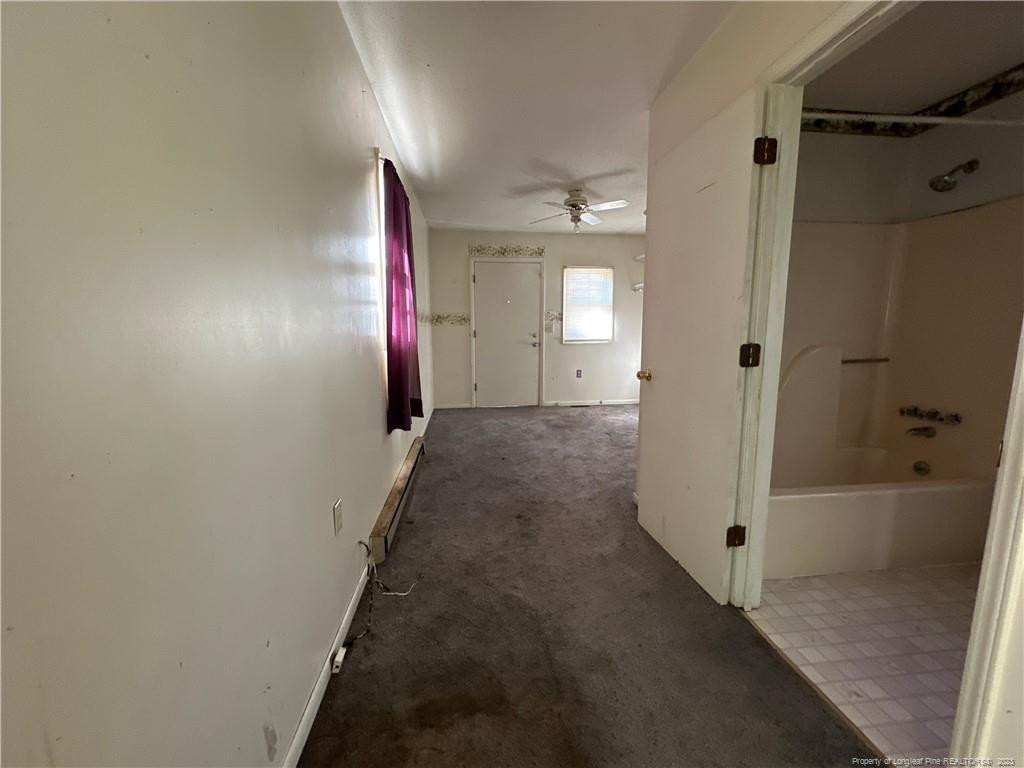 1401 N Bragg Boulevard Property Photo 9