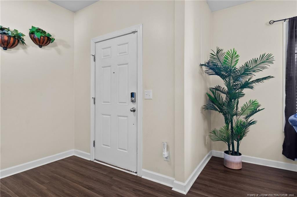 1424 Harvest Hill Court Property Photo 9