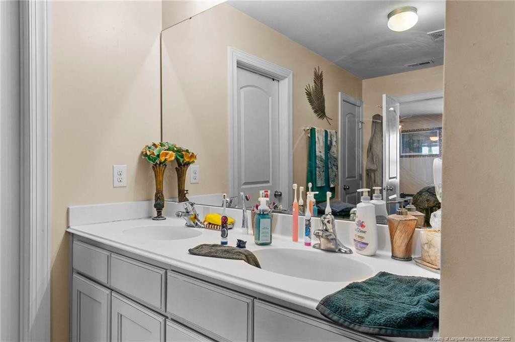 1424 Harvest Hill Court Property Photo 29
