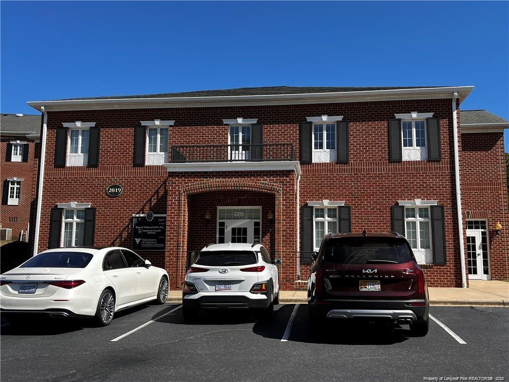 2019 Valleygate Drive # 201 Property Photo 1