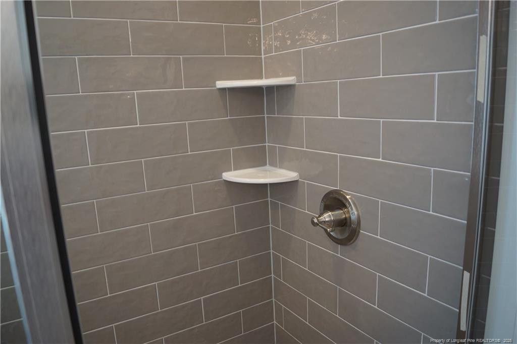 115 Grinnel Loop Property Photo 27